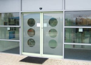 Automatic sliding doors