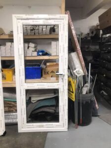 DT Fixing Door Photo